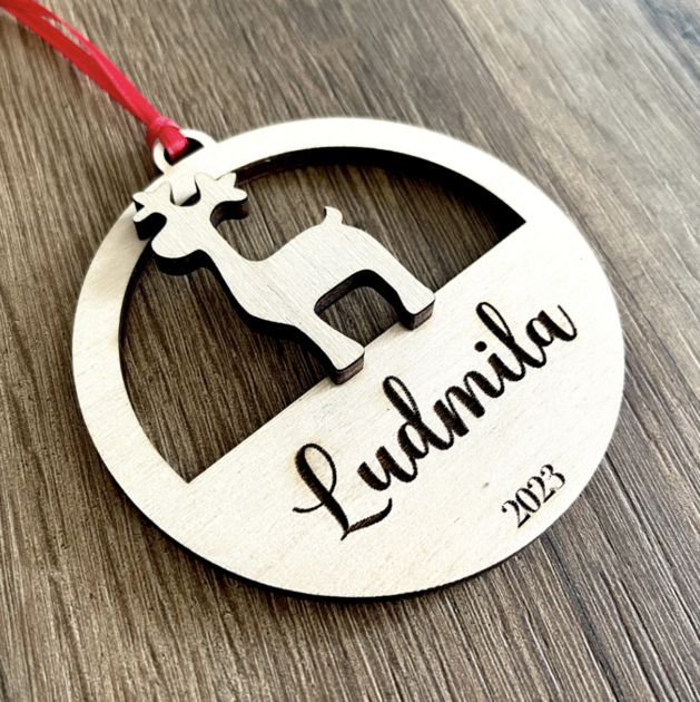 Boule de noël personnalisable en bois motif renne avec prénom
