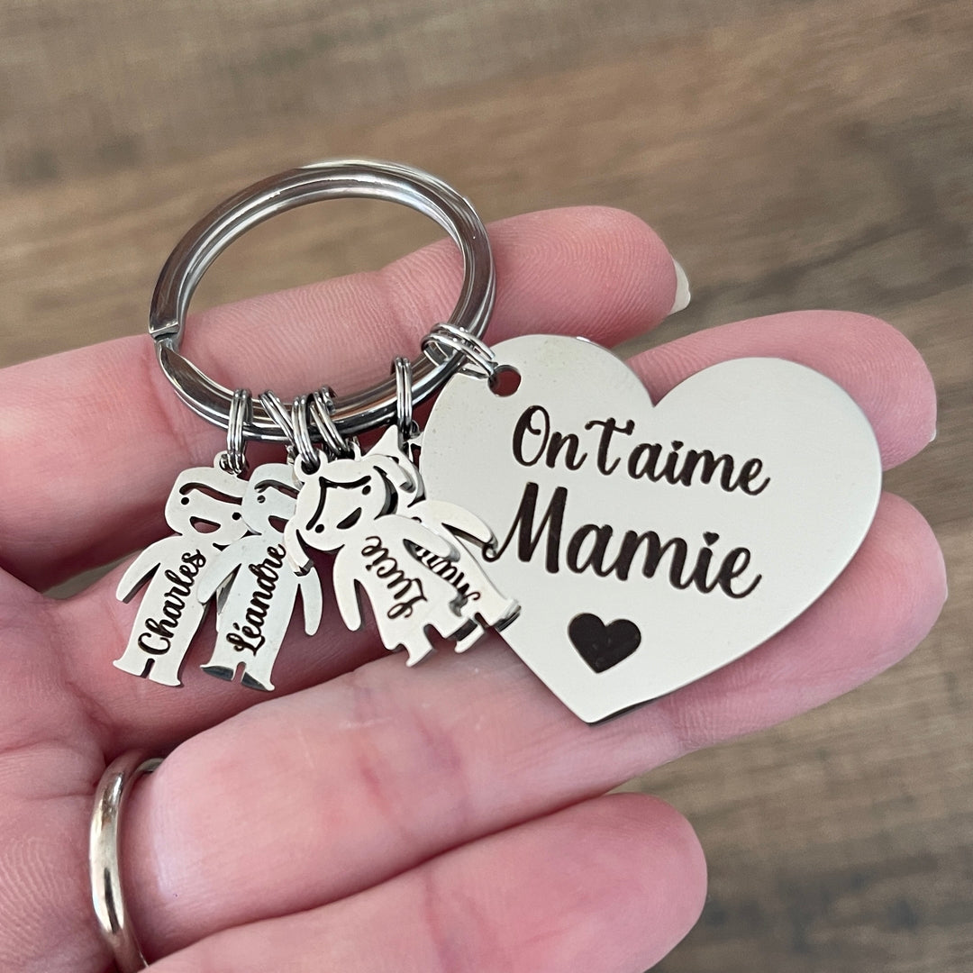 Cadeau Fete des Grands Meres - Porte clé personnalisé coeur et breloques enfants