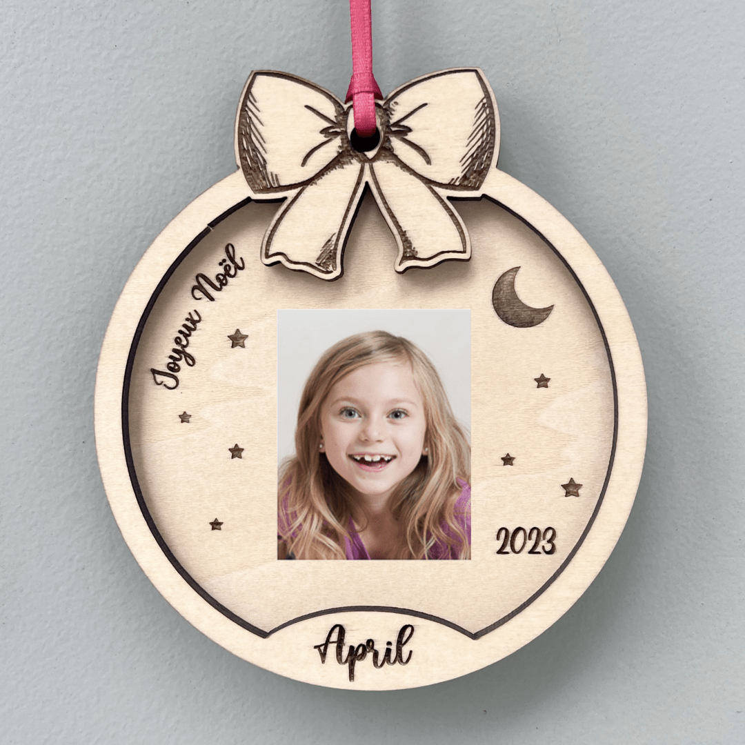 Boule de noël personnalisée avec photo en relief (avec photo d'identité ou autre photo)