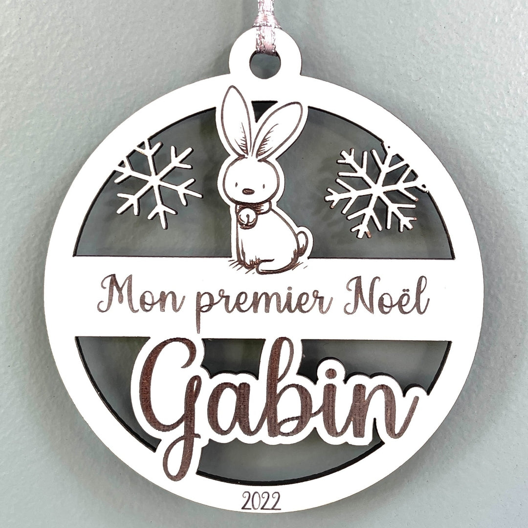 Boule de noël personnalisée en bois motif lapin, mon premier noël