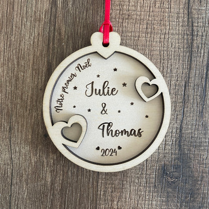 Boule De Noël couple personnalisée avec prénoms et année