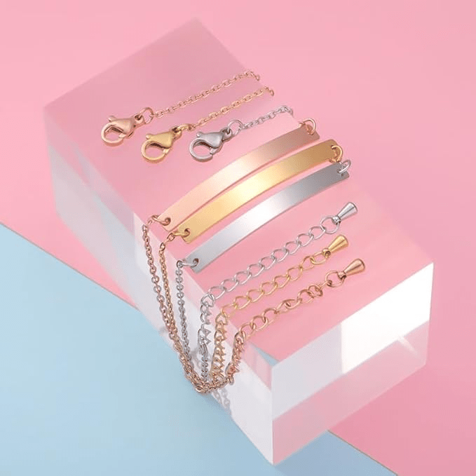 bracelet personnalisé plaque gravée disponible en argent or et or rose