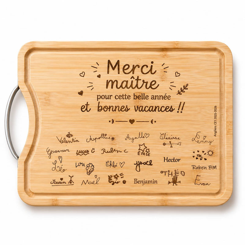 Planche à découper en bambou gravée avec les signatures des élèves et message Merci maîtresse pour cette belle année, cadeau personnalisé de fin d'année scolaire