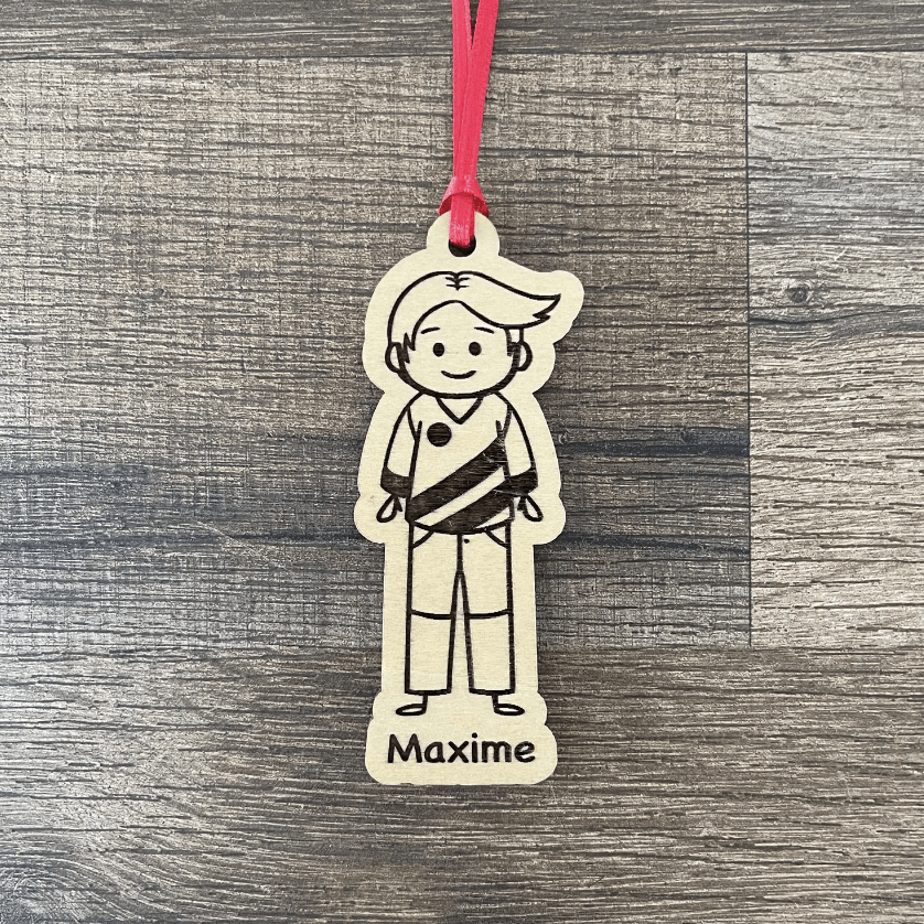 Décorations de Noël en Bois Personnalisées pour Sapin : une alternative originale aux boules de Noël classiques