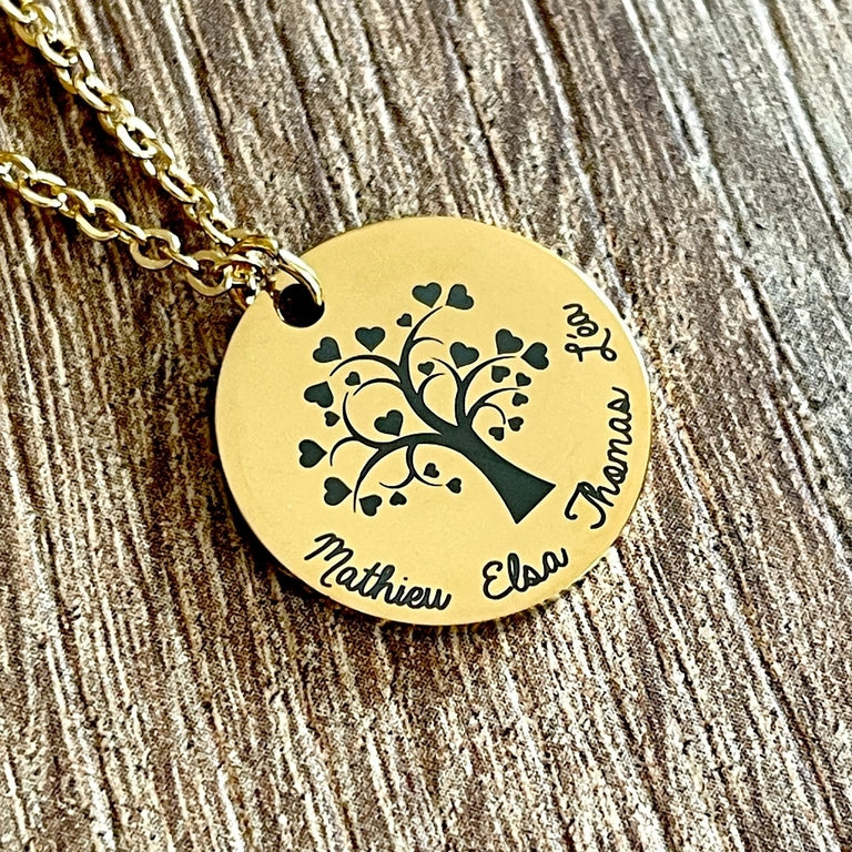 Collier personnalisé arbre de vie avec prénoms