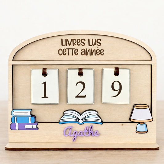 compteur de livres lus personnalisé en bois avec prénom Agathe