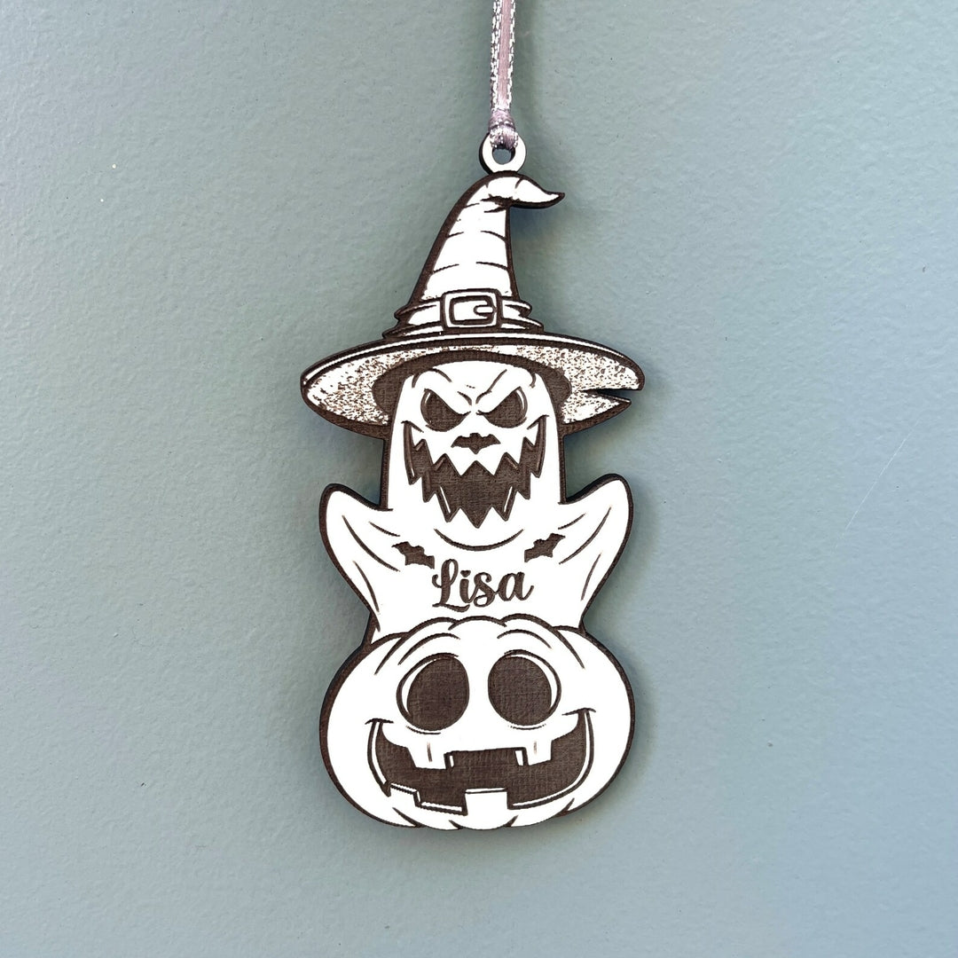 Décoration en bois personnalisée pour Halloween avec prénom fantôme avec chapeau