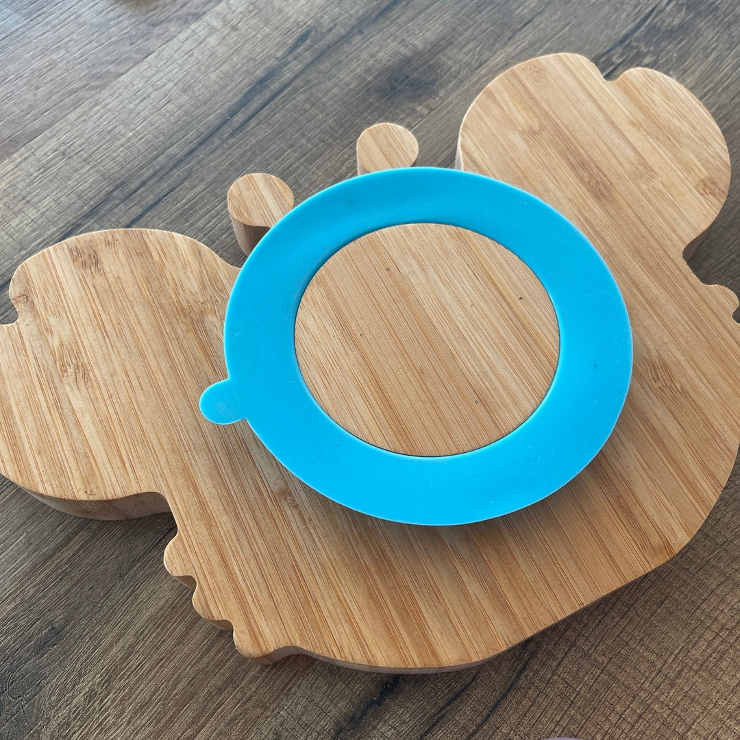Assiette crabe en bambou et couverts gravés en bois et silicone
