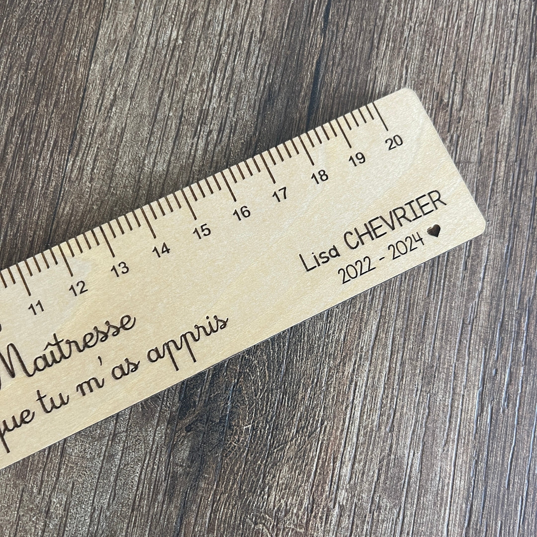 Règle personnalisée en bois - cadeau Maître ou Maîtresse fin d'année
