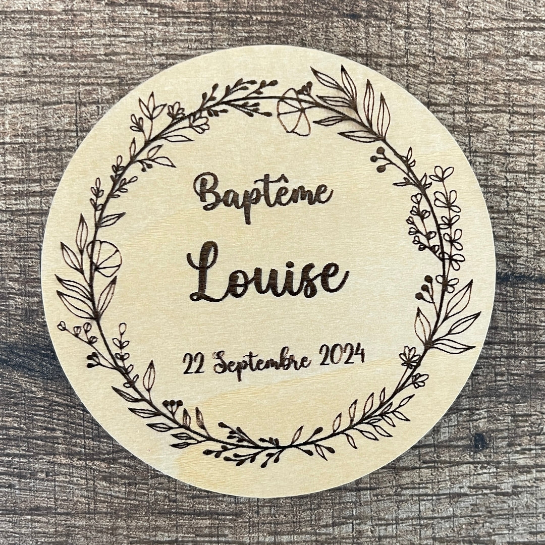 Carte personnalisée baptême en bois option magnet