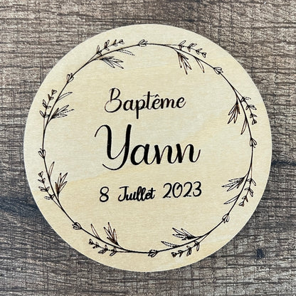 Carte personnalisée baptême en bois option magnet