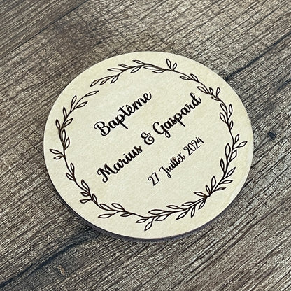 Carte personnalisée baptême en bois option magnet