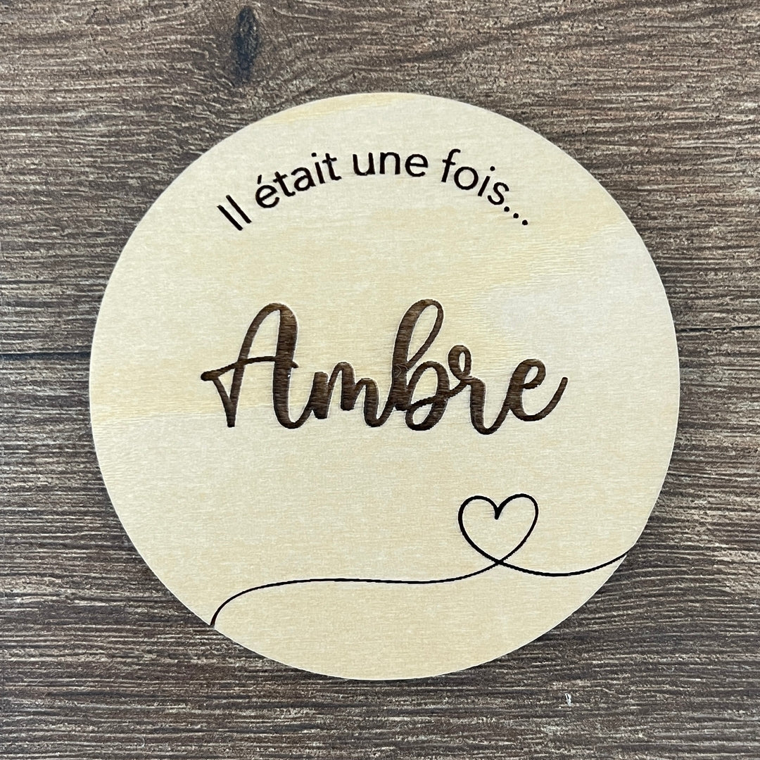 Carte annonce de naissance en bois bienvenue bébé personnalisée
