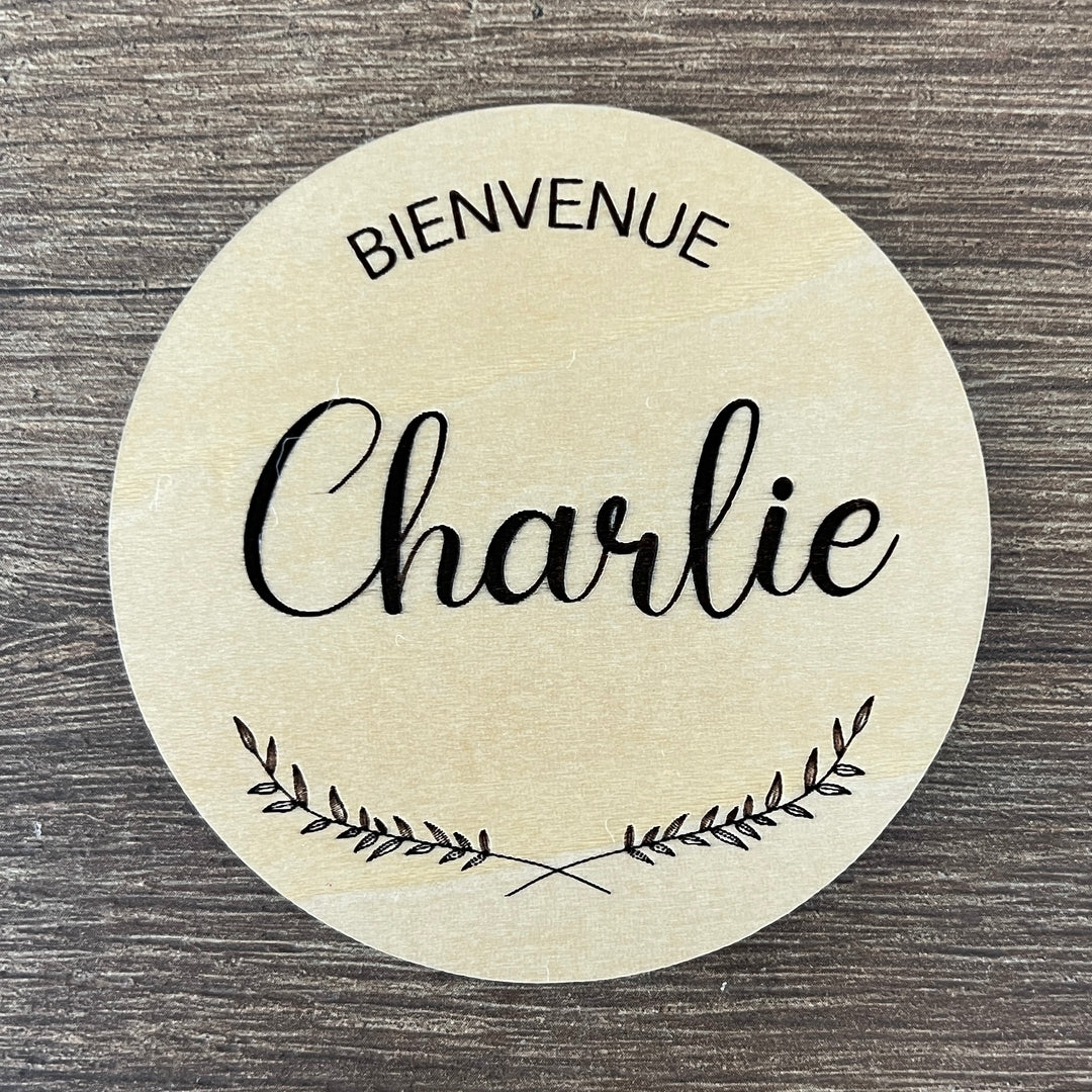 Carte annonce de naissance en bois bienvenue bébé personnalisée
