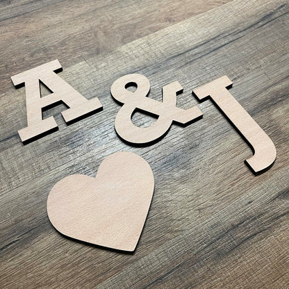 Lettres en bois de hêtre personnalisées