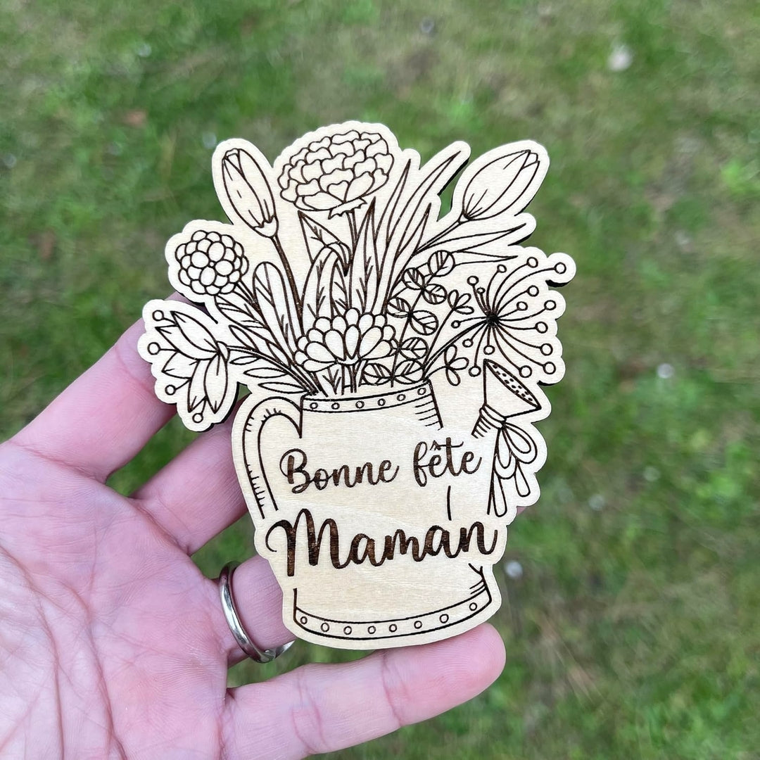 Magnet en Bois "Bonne fête Maman", arrosoir et fleurs, idéal cadeau fête des mères