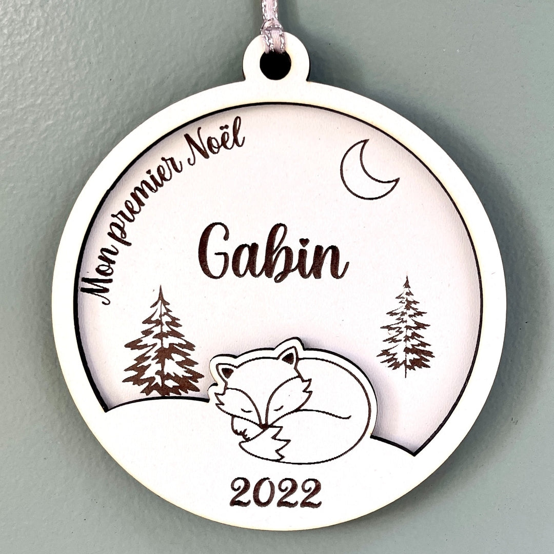 Boule de noël personnalisée en bois et en relief motif renard, mon premier noël