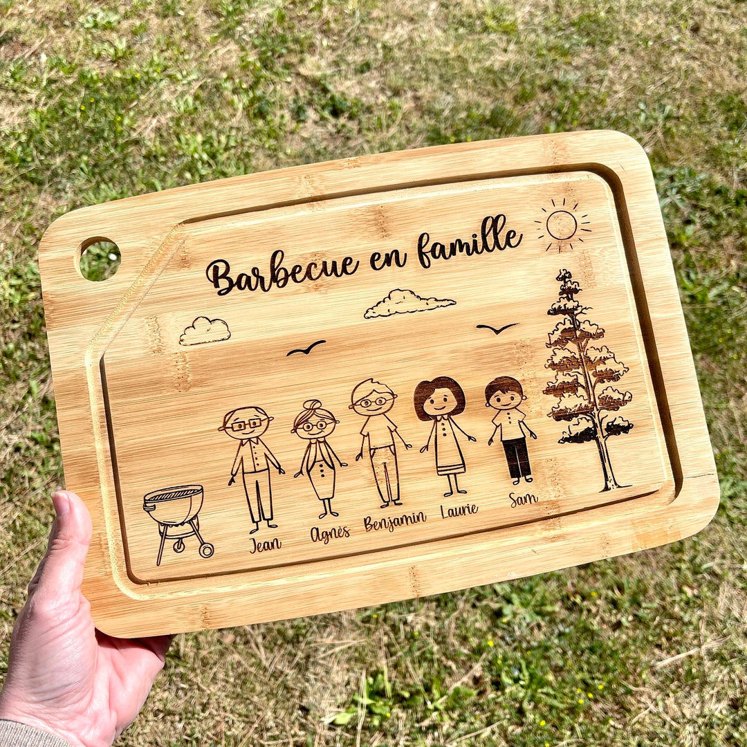 Planche en bambou personnalisée famille avec décor campagne