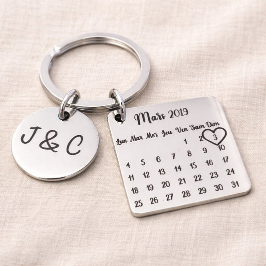Porte-clé calendrier personnalisé en inox avec date gravée et initiales