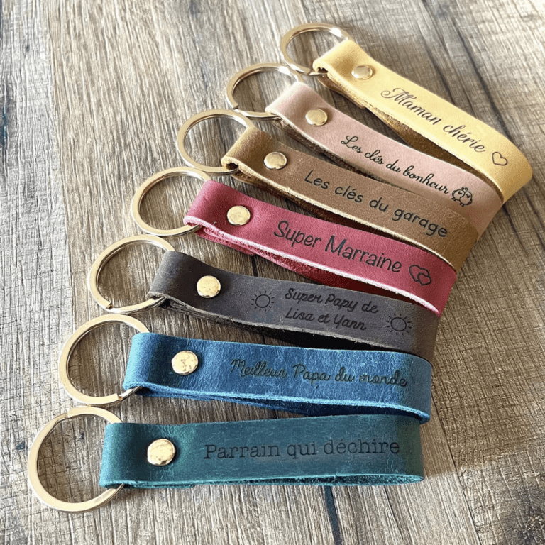 Porte clé cuir personnalisé, idée cadeau pour la fête des mères, des pères, en cadeau pour un parrain, une marraine, un papi ou une mamie