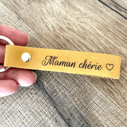 Porte clé cuir personnalisé, idée cadeau pour la fête des mères, des pères, en cadeau pour un parrain, une marraine, un papi ou une mamie