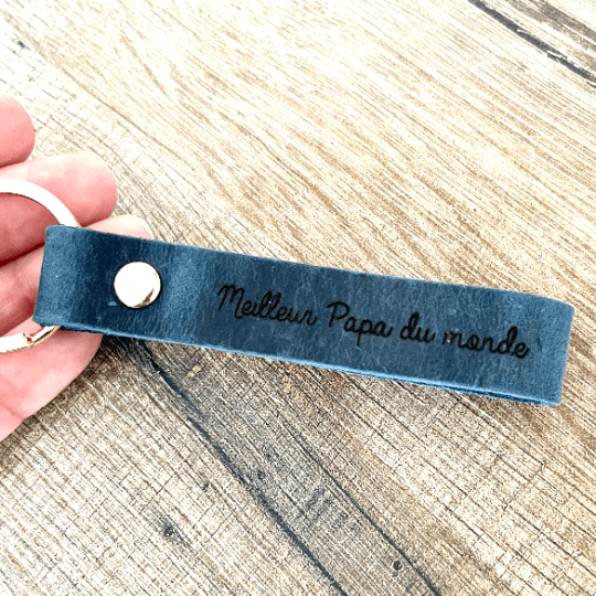 Porte clé cuir personnalisé, idée cadeau pour la fête des mères, des pères, en cadeau pour un parrain, une marraine, un papi ou une mamie