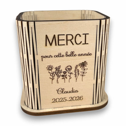 Pot à crayons en bois peuplier découpé laser kit montage