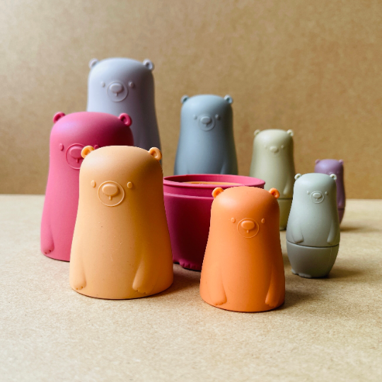 Jouet Montessori personnalisé, poupée russe ours en silicone, jeu empilable sensoriel éveil et éducatif, idée cadeau bébé et enfant
