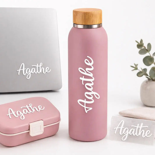 Sticker prénom personnalisé pour gourde et objets du quotidien